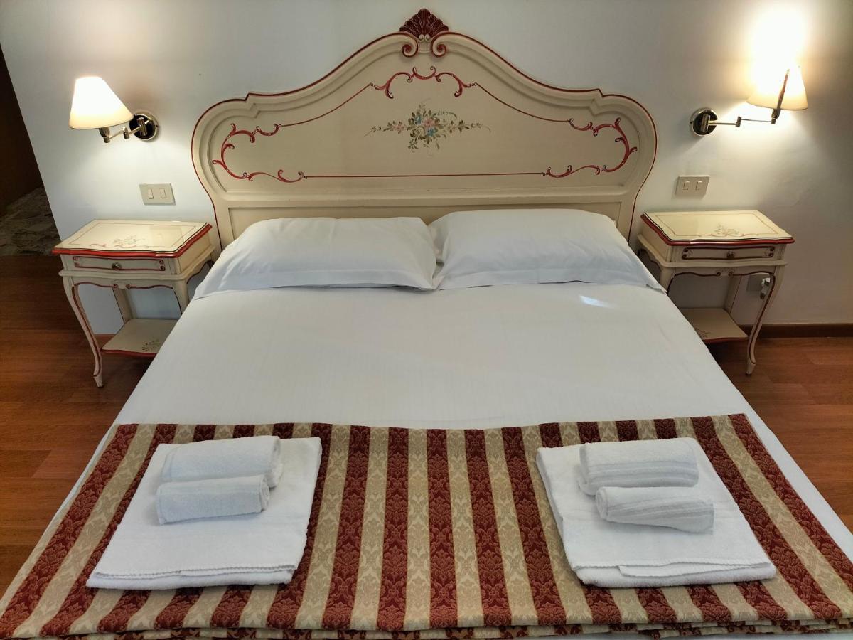 Hotel Rialto Experience Venezia Esterno foto